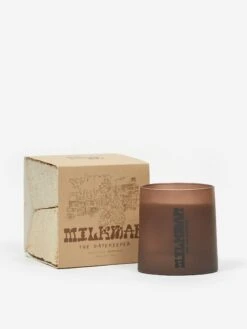Milkman Candle - The Gatekeeper -Fine Household Products 86679 F MILKMAN CANDLE THE GATEKEEPER AW22 GOODHOOD 13512