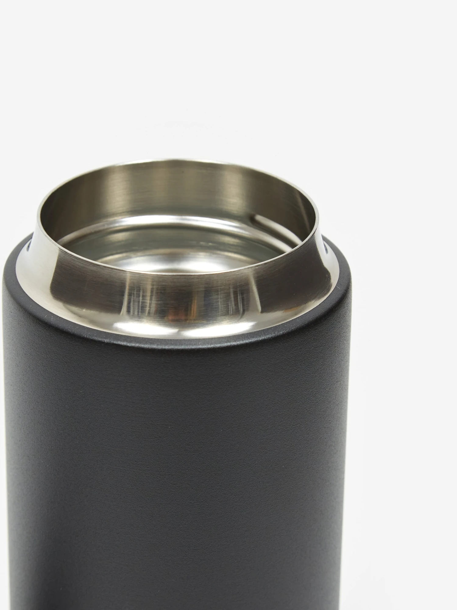 Fellow Carter Move Mug + Slide Lock 16oz - Black 2 Fellow Carter Move Mug + Slide Lock 16oz - Black - Image 2