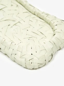 Space Available Upcycled Plastic Woven Tray - White -Fine Household Products 89935 F SPACE AVAILABLE UPCYCLED PLASTIC WOVEN TRAY WHITE SS23 GOODHOOD 25619 scaled