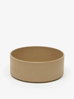 Hasami Porcelain Rounded Bowl 185x72 - Natural -Fine Household Products 92844 F HASAMI PORCELAIN ROUNDED BOWL 185X72 NATURAL SS23 GOODHOOD 30138 945ff393 cfc9 409f b04d 21f70c290a5b scaled