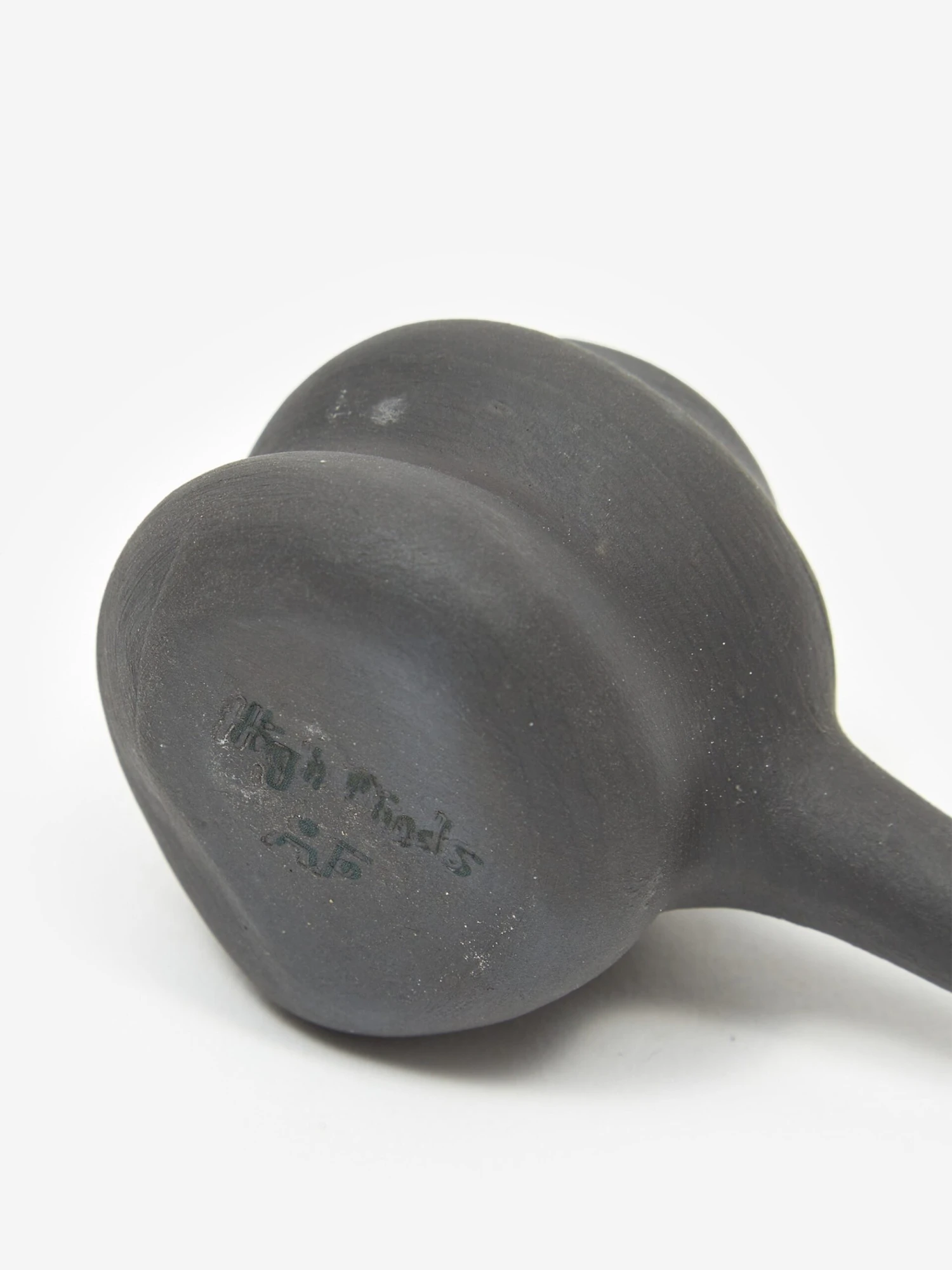 High Minds Handmade Ceramic Single Chamber Pipe - Charcoal 6 High Minds Handmade Ceramic Single Chamber Pipe - Charcoal - Image 6