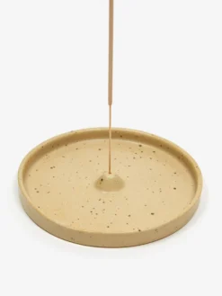 DOR & TAN Incense Holder - Spelt & Speckled -Fine Household Products 93709 F DOR 26 TAN INCENSE HOLDER SPELT 26 SPECKLED SS23 GOODHOOD 34970 scaled