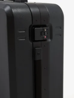 Db Ramverk Pro Check-in Luggage Medium - Black Out -Fine Household Products DB RAMVERK PRO CHECK IN LUGGAGE MEDIUM BLACK OUT SS23 GOODHOOD 2 scaled