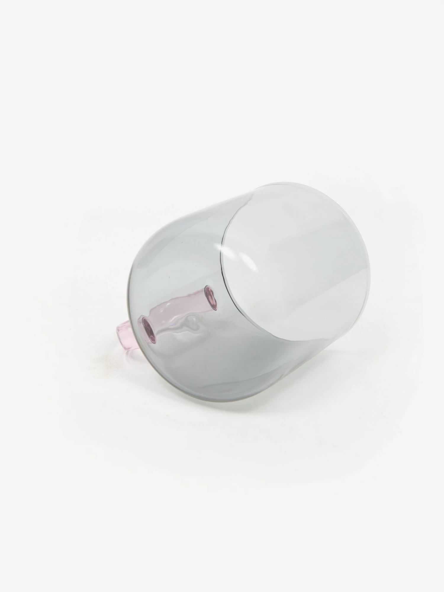 HAY Borosilicate Mug Set Of 2 - Light Grey With Pink Handle 4 HAY Borosilicate Mug Set Of 2 - Light Grey With Pink Handle - Image 4