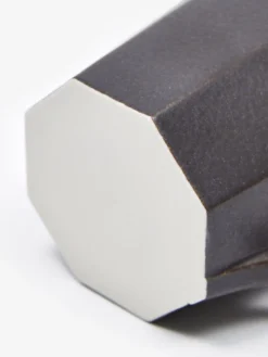 Kinto OCT Mug 300ml - Black -Fine Household Products KINTO OCT MUG 300ML BLACK SS22 GOODHOOD 141014 79a279c3 f271 4c31 9f5e 23440952721d scaled