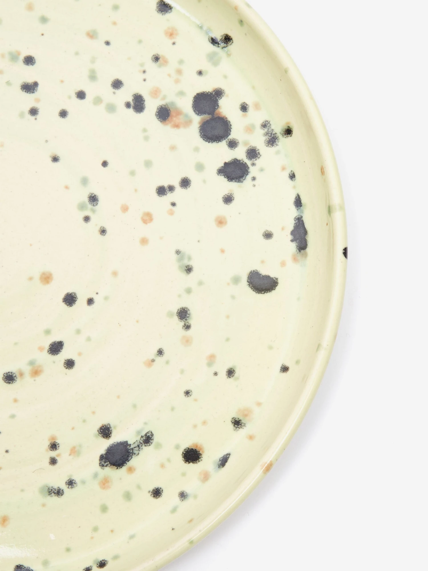 Liam Owen Lichen Glaze Handmade Dinner Plate - Green 3 Liam Owen Lichen Glaze Handmade Dinner Plate - Green - Image 3