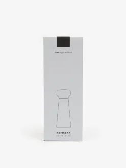 Normann Copenhagen Craft Pepper Mill Small - Oak/Black -Fine Household Products NORMANN COPENHAGEN CRAFT PEPPER MILL SMALL OAKBLACK AW23 GOODHOOD scaled